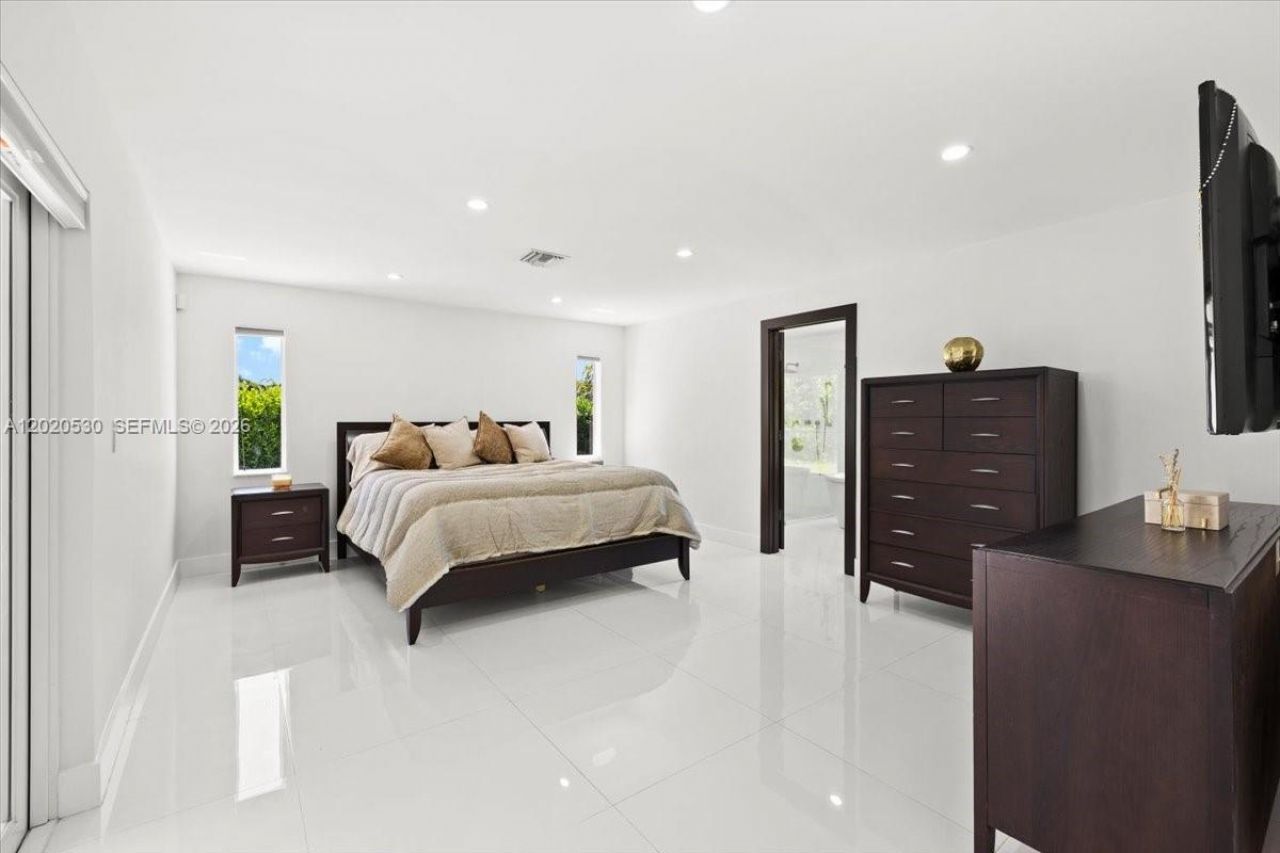 11600 SW 1st St , Plantation, FL 33325 Photo