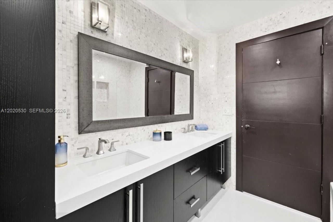 11600 SW 1st St , Plantation, FL 33325 Photo