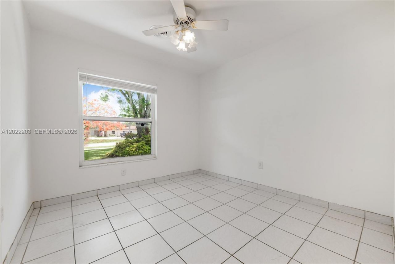 9460 Palmetto Club Ln E , Palmetto Bay, FL 33157 Photo