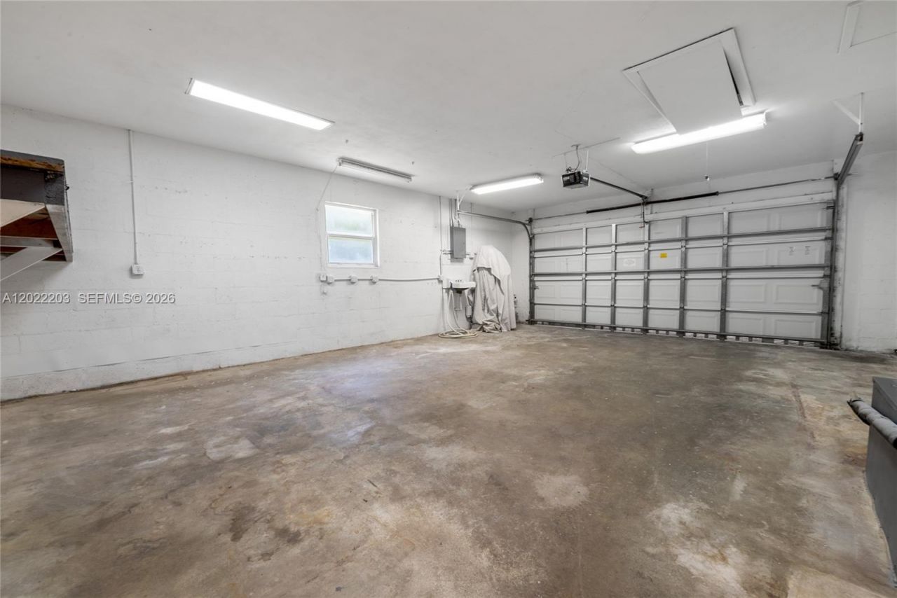 9460 Palmetto Club Ln E , Palmetto Bay, FL 33157 Photo