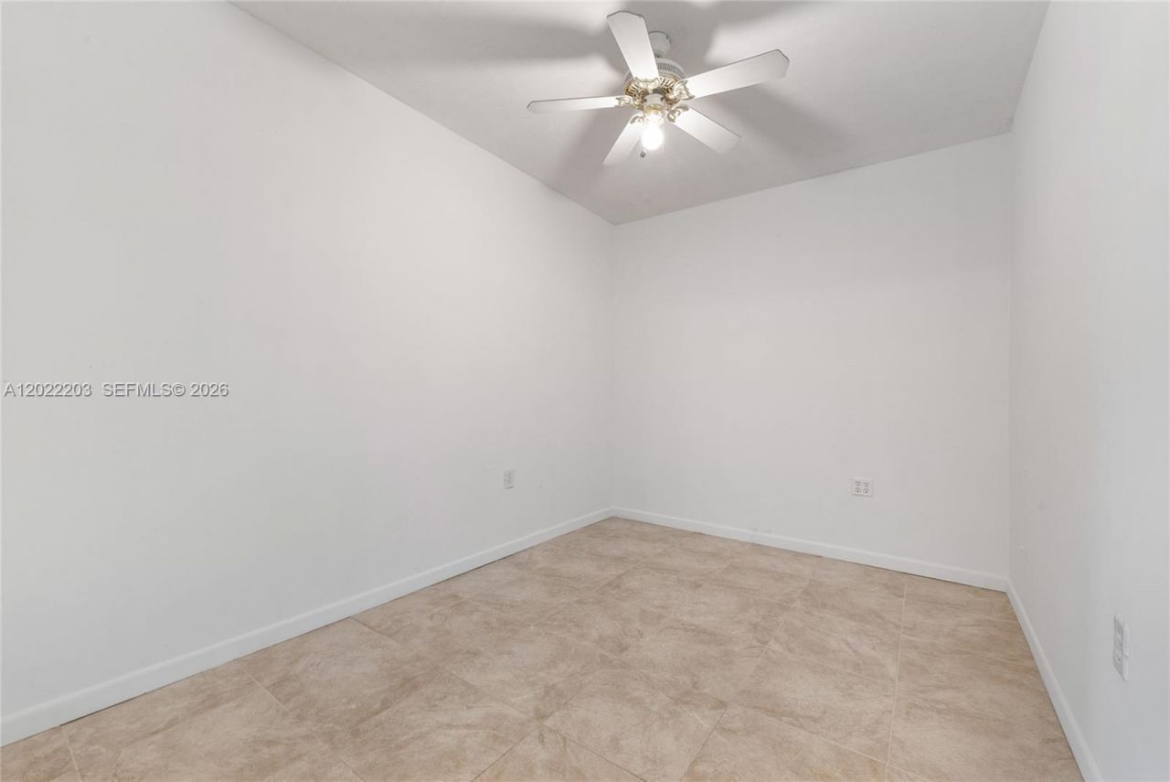 9460 Palmetto Club Ln E , Palmetto Bay, FL 33157 Photo