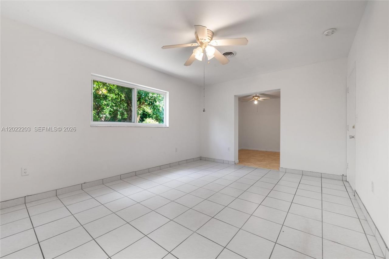 9460 Palmetto Club Ln E , Palmetto Bay, FL 33157 Photo