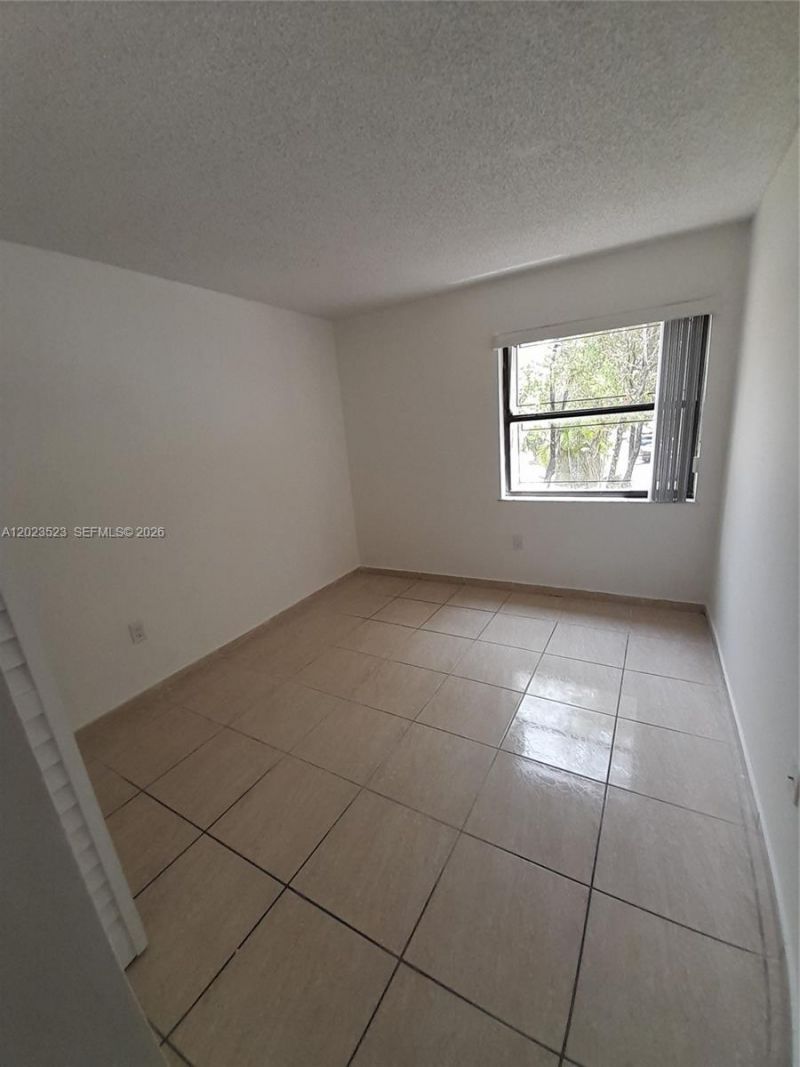 10245 NW 9th St Cir , Unit 204-9, Miami, FL 33172 Photo