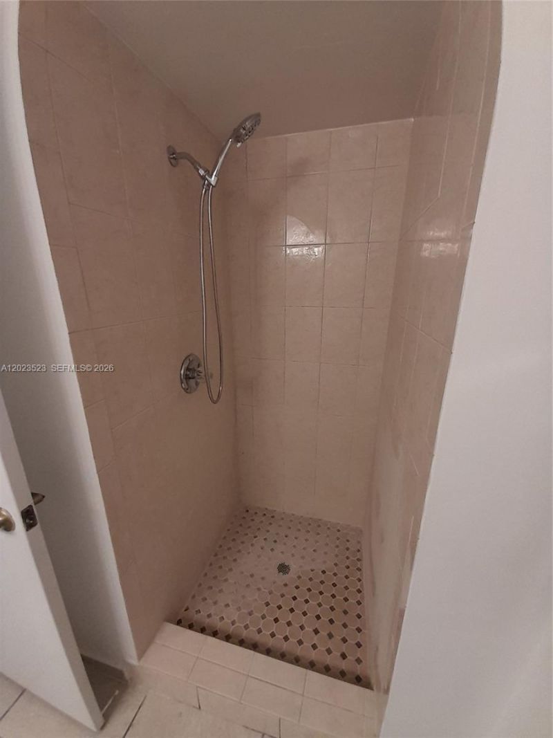 10245 NW 9th St Cir , Unit 204-9, Miami, FL 33172 Photo