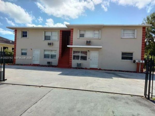 2040 Grant Ave , Unit 3, Opa-Locka, FL 33054