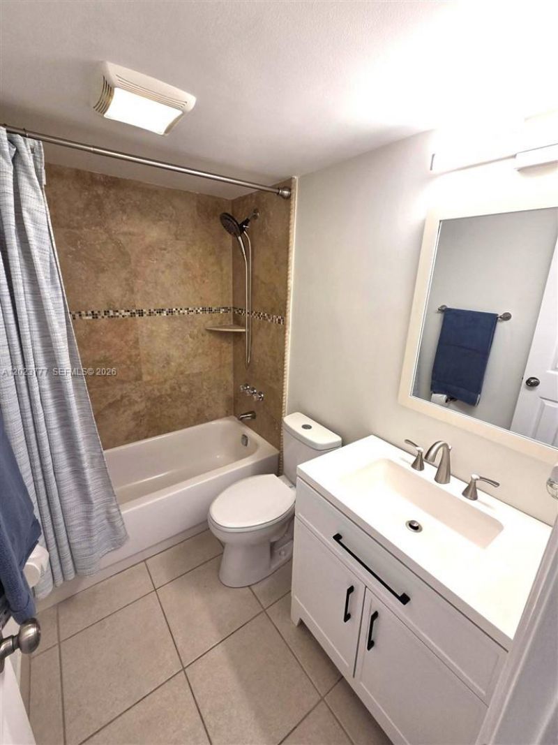 2400 NE 10th St , Unit 104, Pompano Beach, FL 33062 Photo