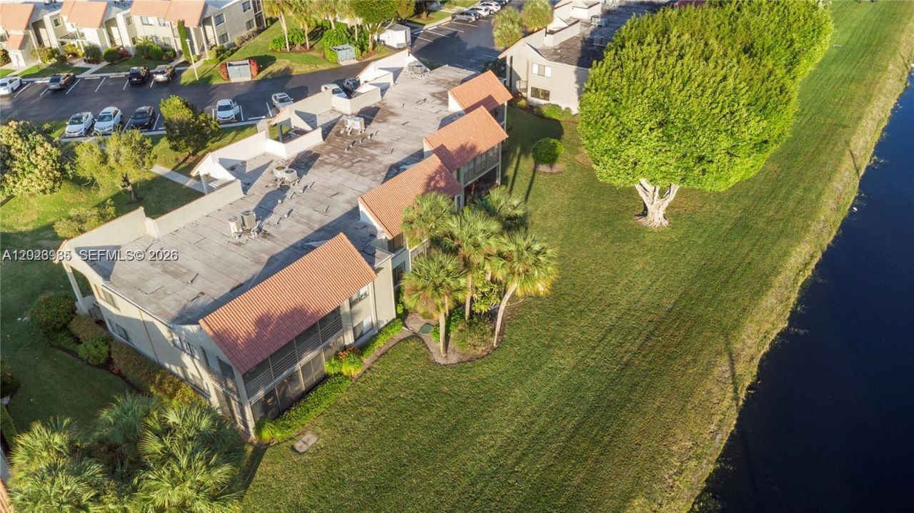5519 Fairway Park Dr , Unit 203, Boynton Beach, FL 33437 Photo