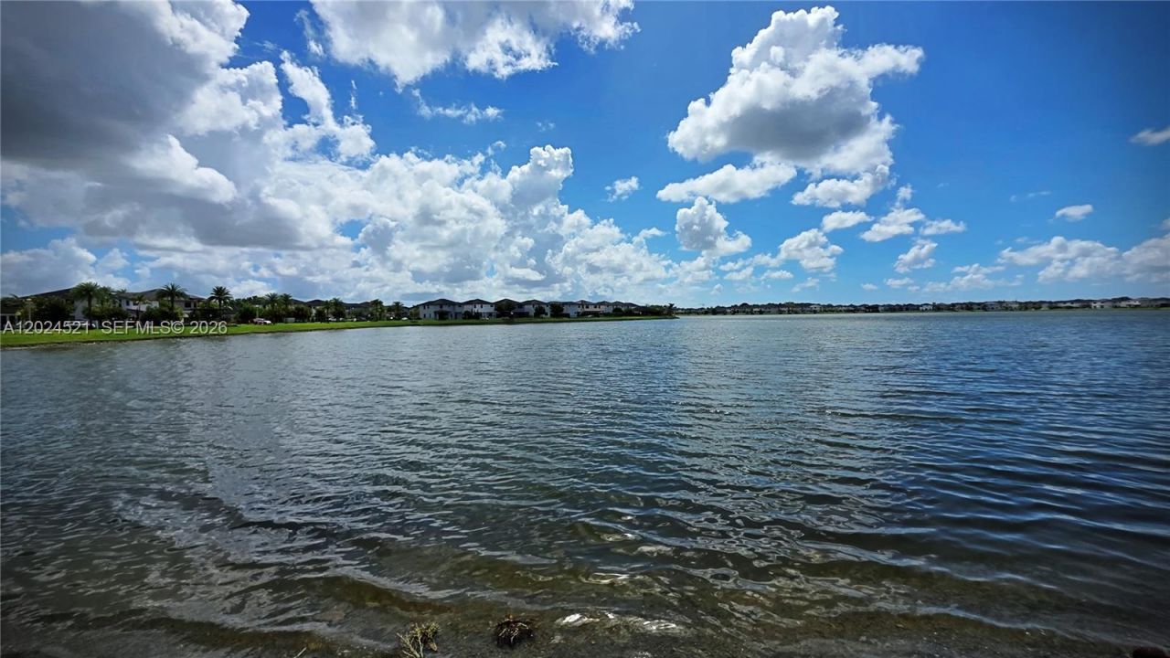 16017 NW 91st Ct , Miami Lakes, FL 33018 Photo