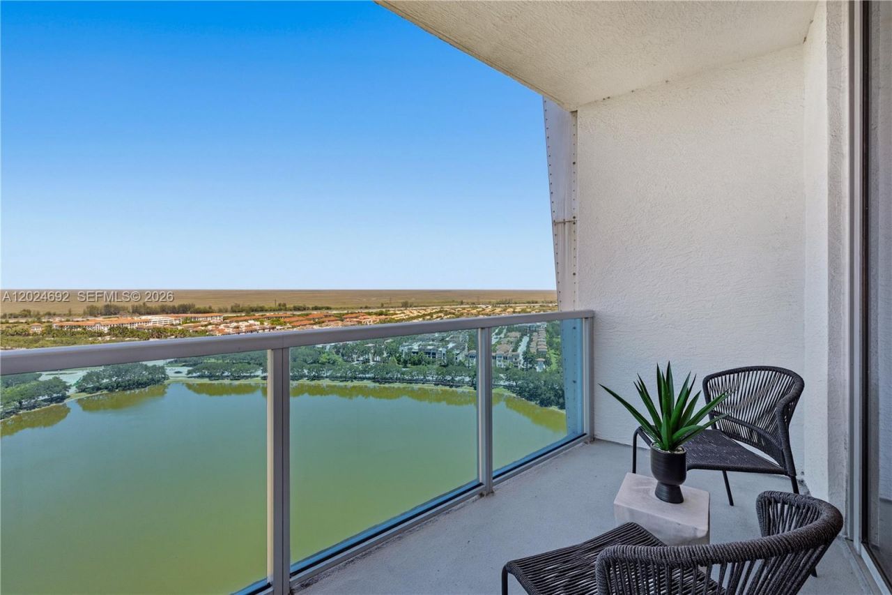2641 N Flamingo Rd , Unit 2605N, Sunrise, FL 33323 Photo