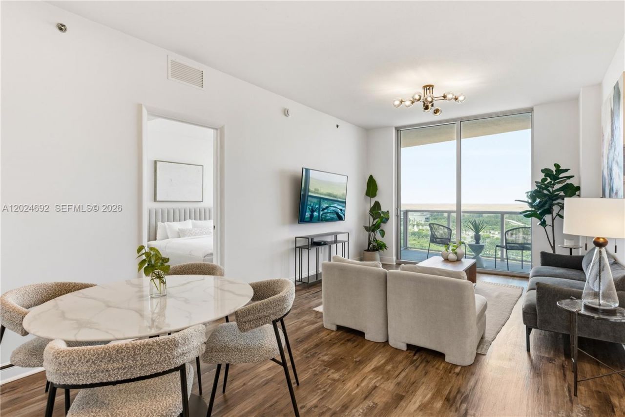 2641 N Flamingo Rd , Unit 2605N, Sunrise, FL 33323 Photo