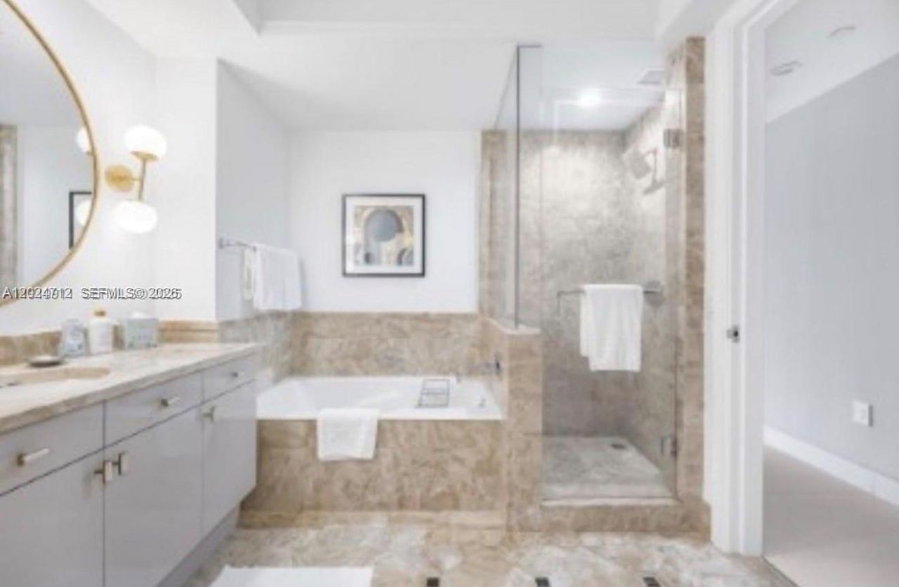 1435 Brickell Ave , Unit 3410, Miami, FL 33131 Photo