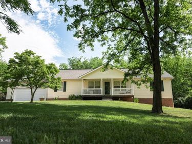 200 STAYMAN DRIVE, CLEAR BROOK, VA 22624