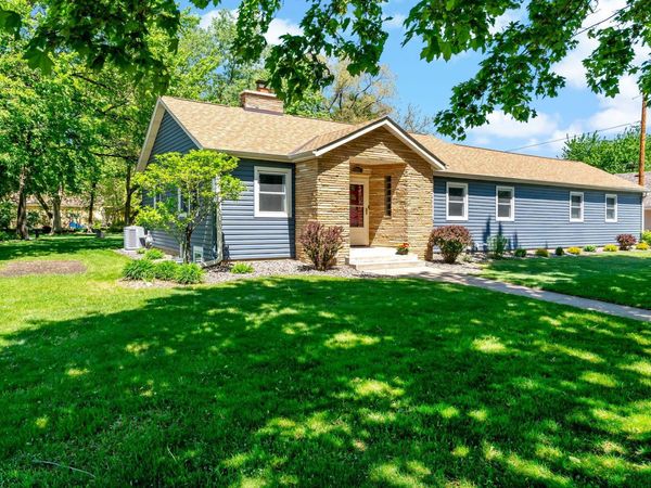 201 2nd Street NE, Osseo, MN 55369