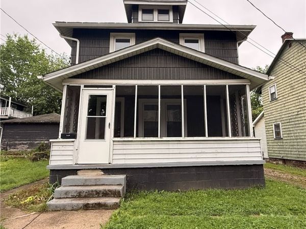 13 Burton Avenue NW, Massillon, OH 44646