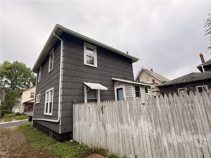 13 Burton Avenue NW, Massillon, OH 44646 Photo 6