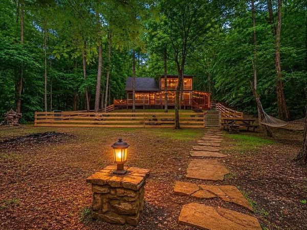 73 Horizon Lane , Epworth, GA 30541
