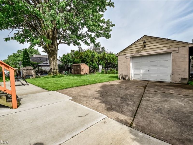 225 Burton Street, Fairport Harbor, OH 44077 Photo 37