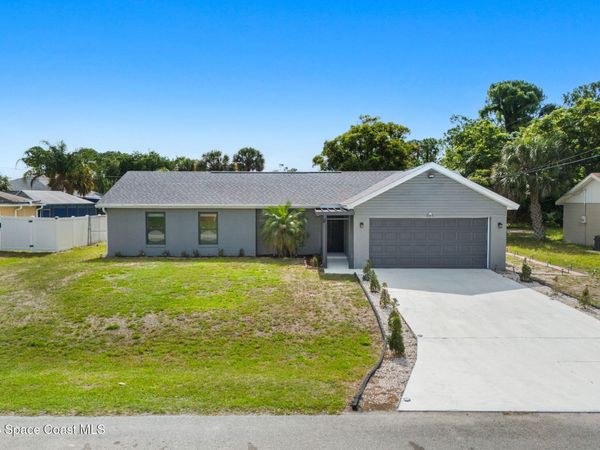 271 Dorado Avenue NE , Palm Bay, FL 32907