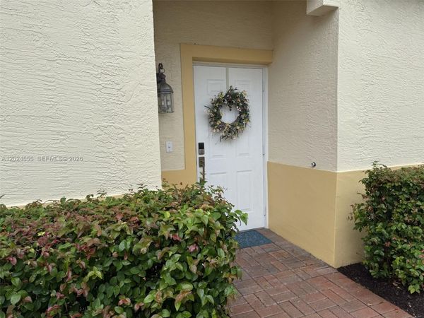 2368 Windjammer Way , West Palm Beach, FL 33411