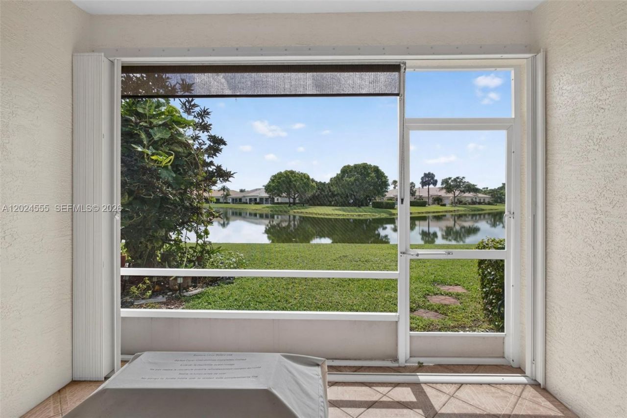 2368 Windjammer Way, West Palm Beach, FL 33411 Photo
