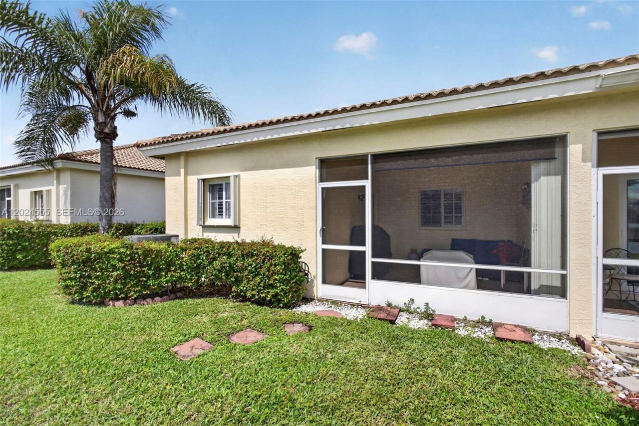 2368 Windjammer Way, West Palm Beach, FL 33411 Photo