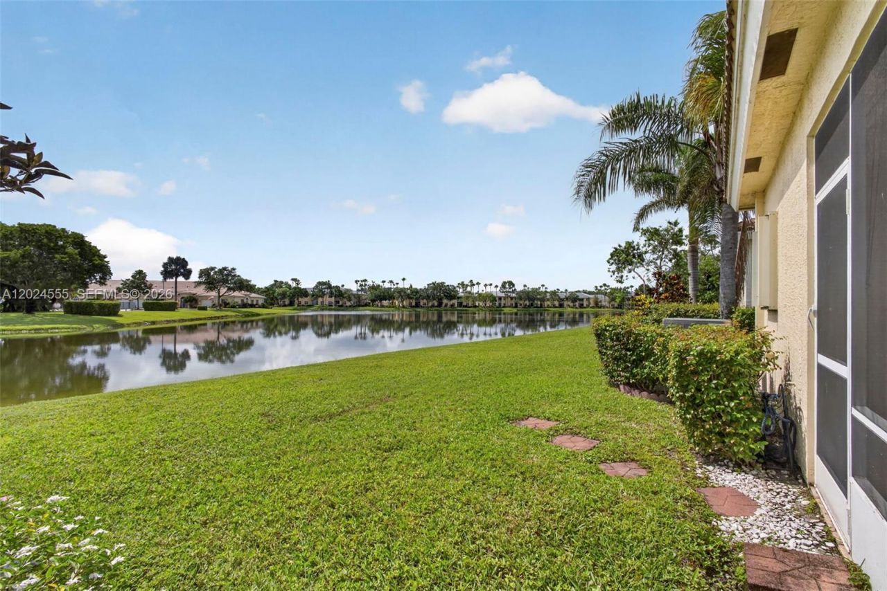 2368 Windjammer Way, West Palm Beach, FL 33411 Photo
