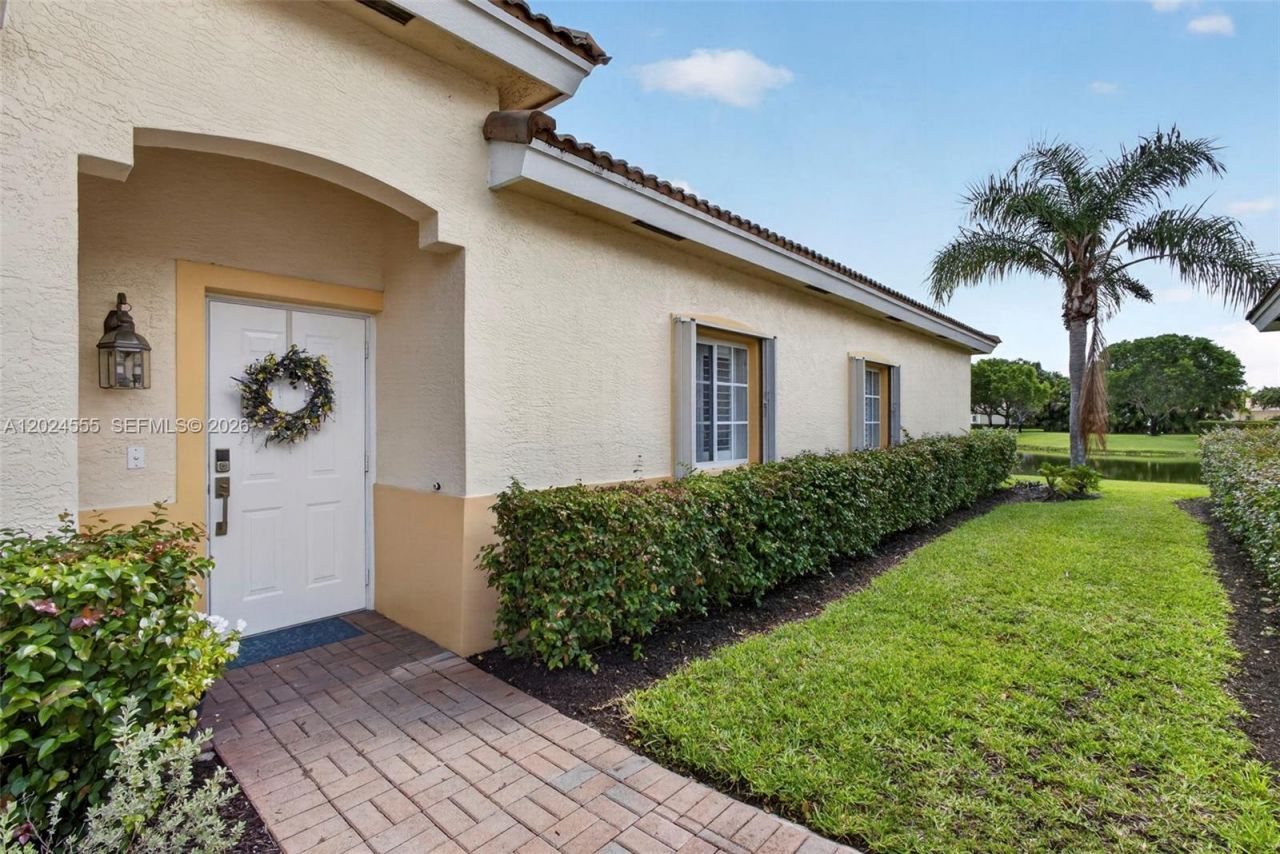 2368 Windjammer Way, West Palm Beach, FL 33411 Photo