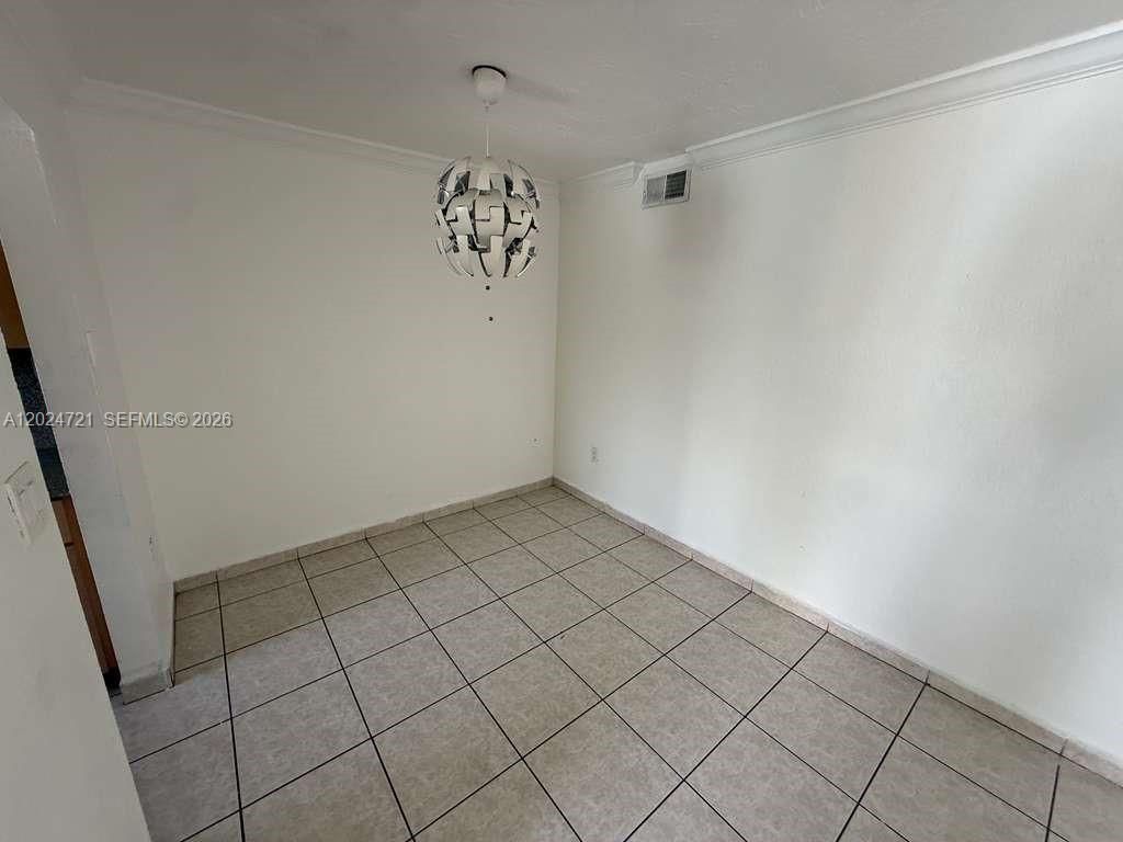 1655 W 44th Pl, Unit 302, Hialeah, FL 33012 Photo