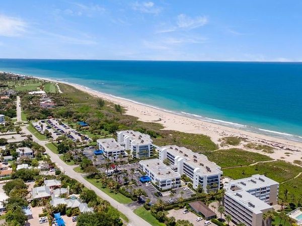 1616 Ocean Drive, Unit 107, Vero Beach, FL 32963