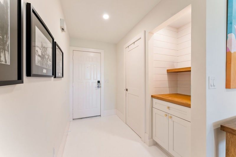 1616 Ocean Drive, Unit 107, Vero Beach, FL 32963 Photo