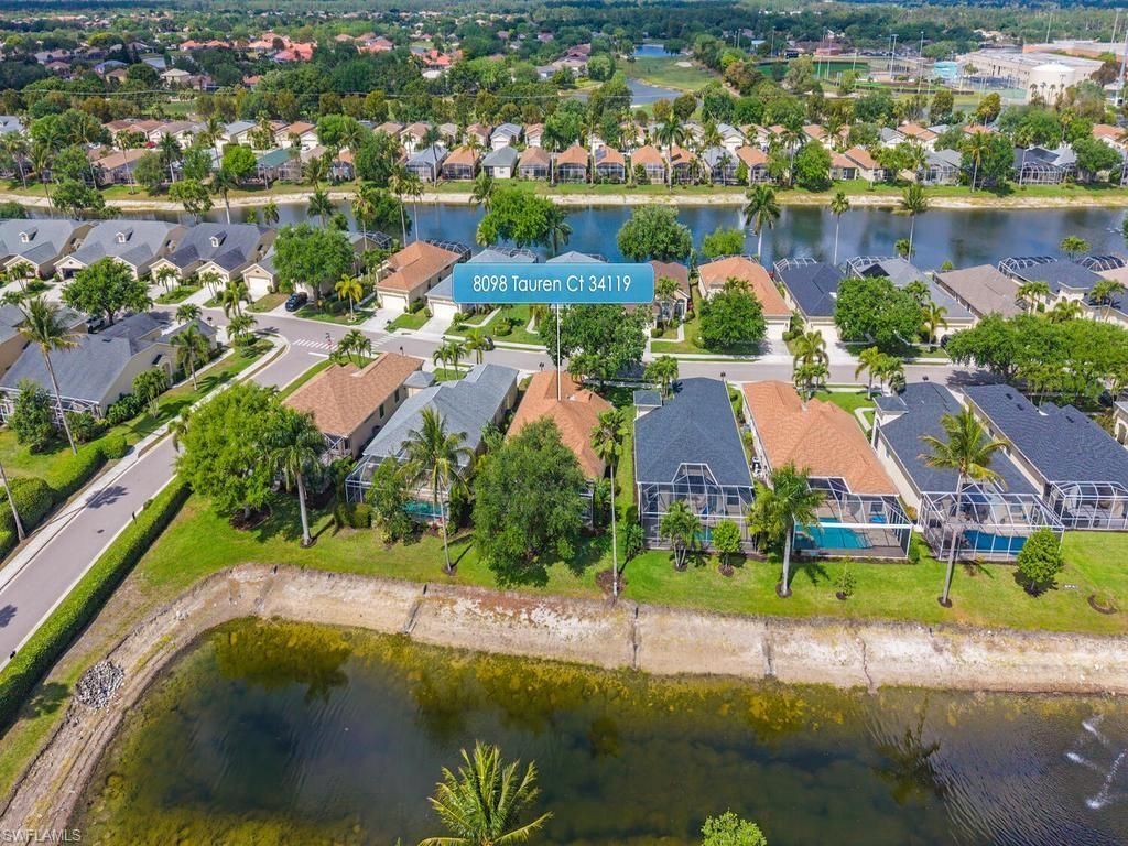 8098 Tauren Ct, Naples, FL 34119 Photo