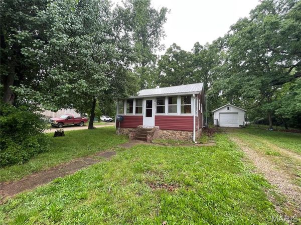 567 N Lakeshore Drive , Bismarck, MO 63624