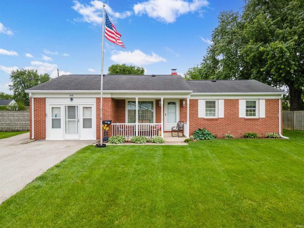 516 Cherry Lane, Gas City, IN 46933