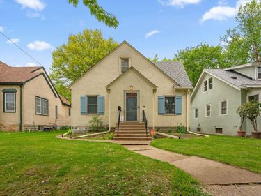 4346 Sheridan Avenue N, Minneapolis, MN 55412