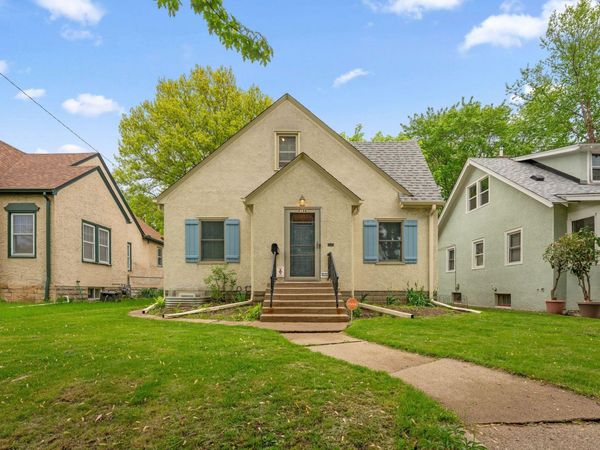 4346 Sheridan Avenue N, Minneapolis, MN 55412