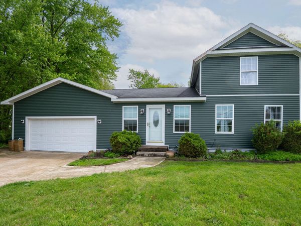 8521 Kephart Lane, Berrien Springs, MI 49103