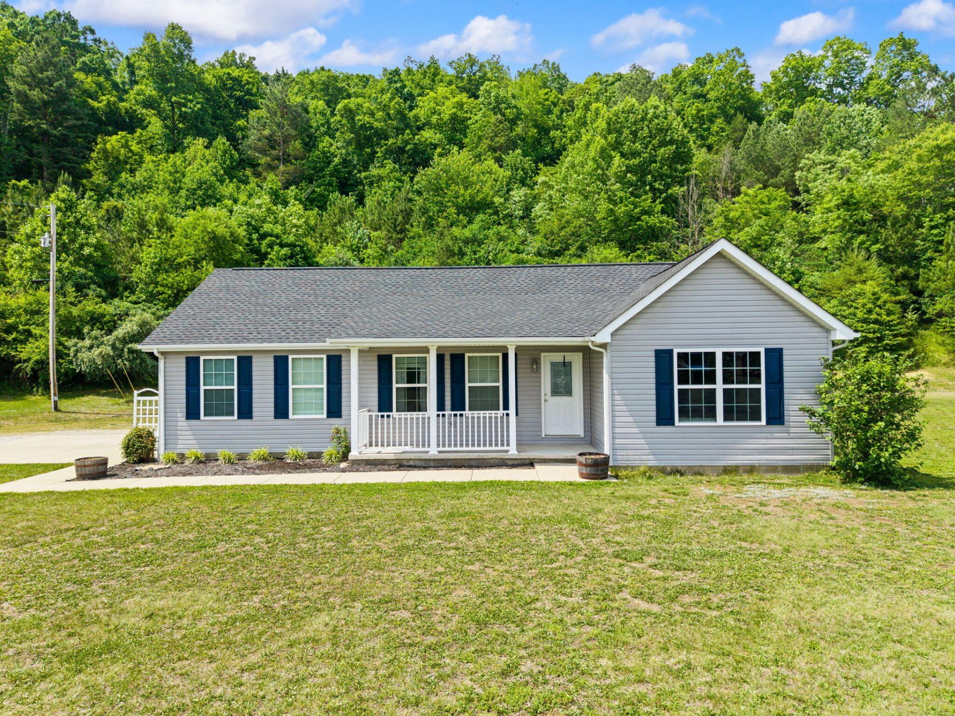 425 W Fox Trail Road, Manchester, KY 40962