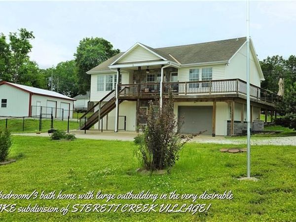 26577 Sweetberry Drive, Warsaw, MO 65355