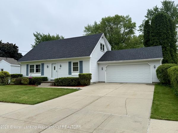 4509 Arden Road, Lansing, MI 48917