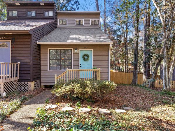 207 PARKBROOK Circle, Tallahassee, FL 32301