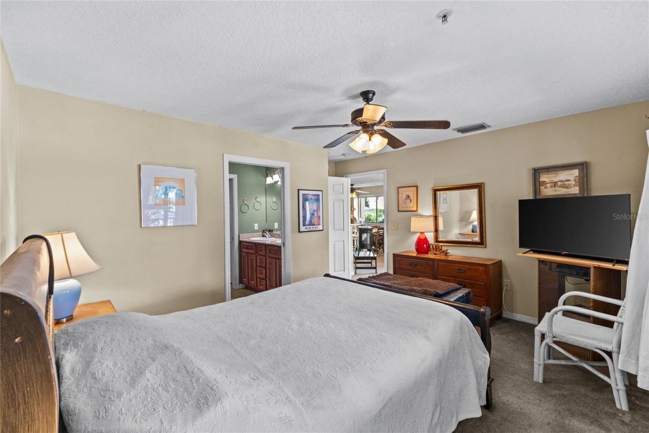 99 Broad River Place, Unit 3206, Welaka, FL 32193 Photo