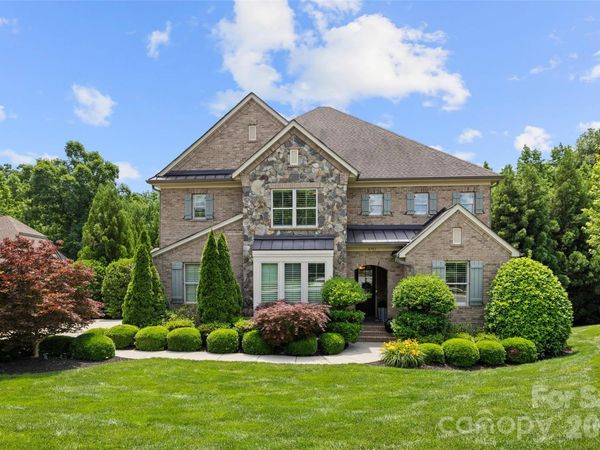 8703 Deakin Court, Waxhaw, NC 28173
