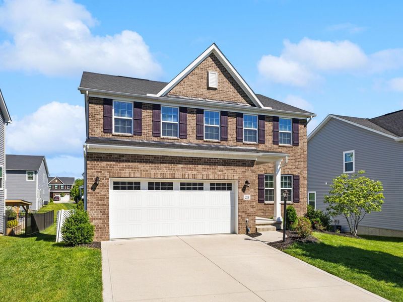 213 Arlington Drive, Pickerington, OH 43147 Photo 2