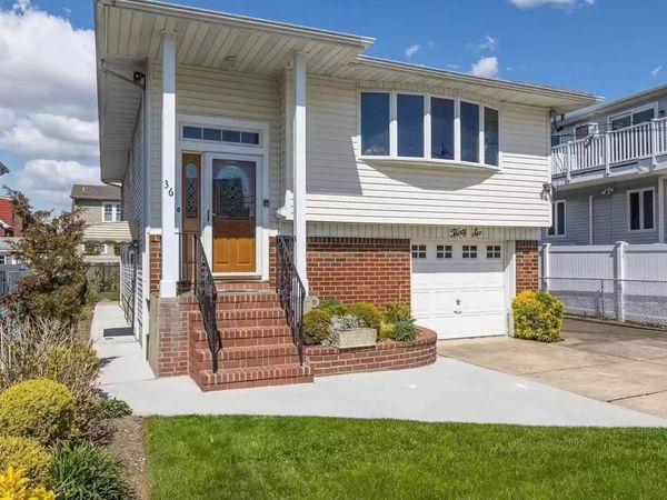 36 2nd Avenue , East Rockaway, NY 11518
