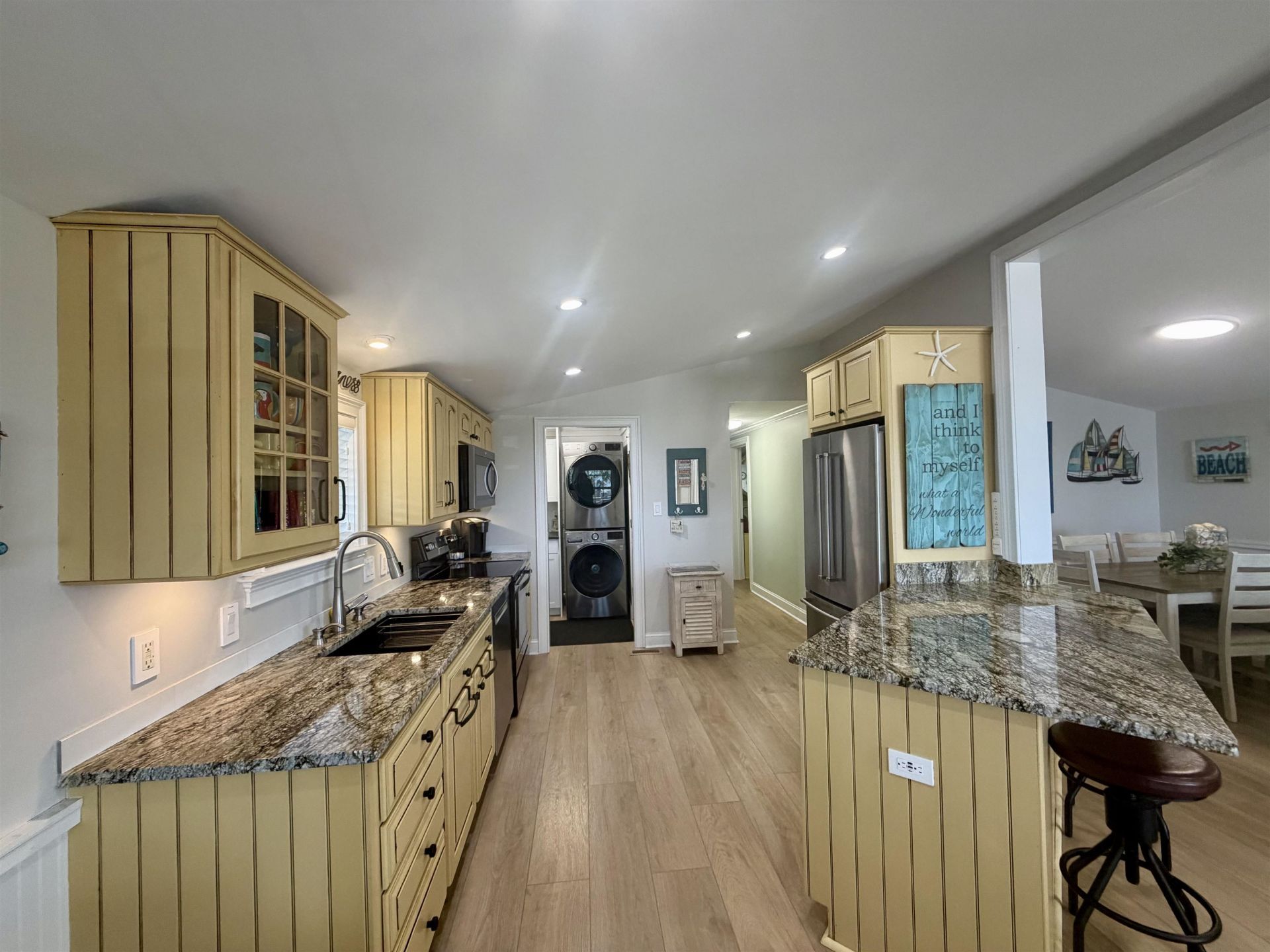 1914 Lark Dr.  Photo 13