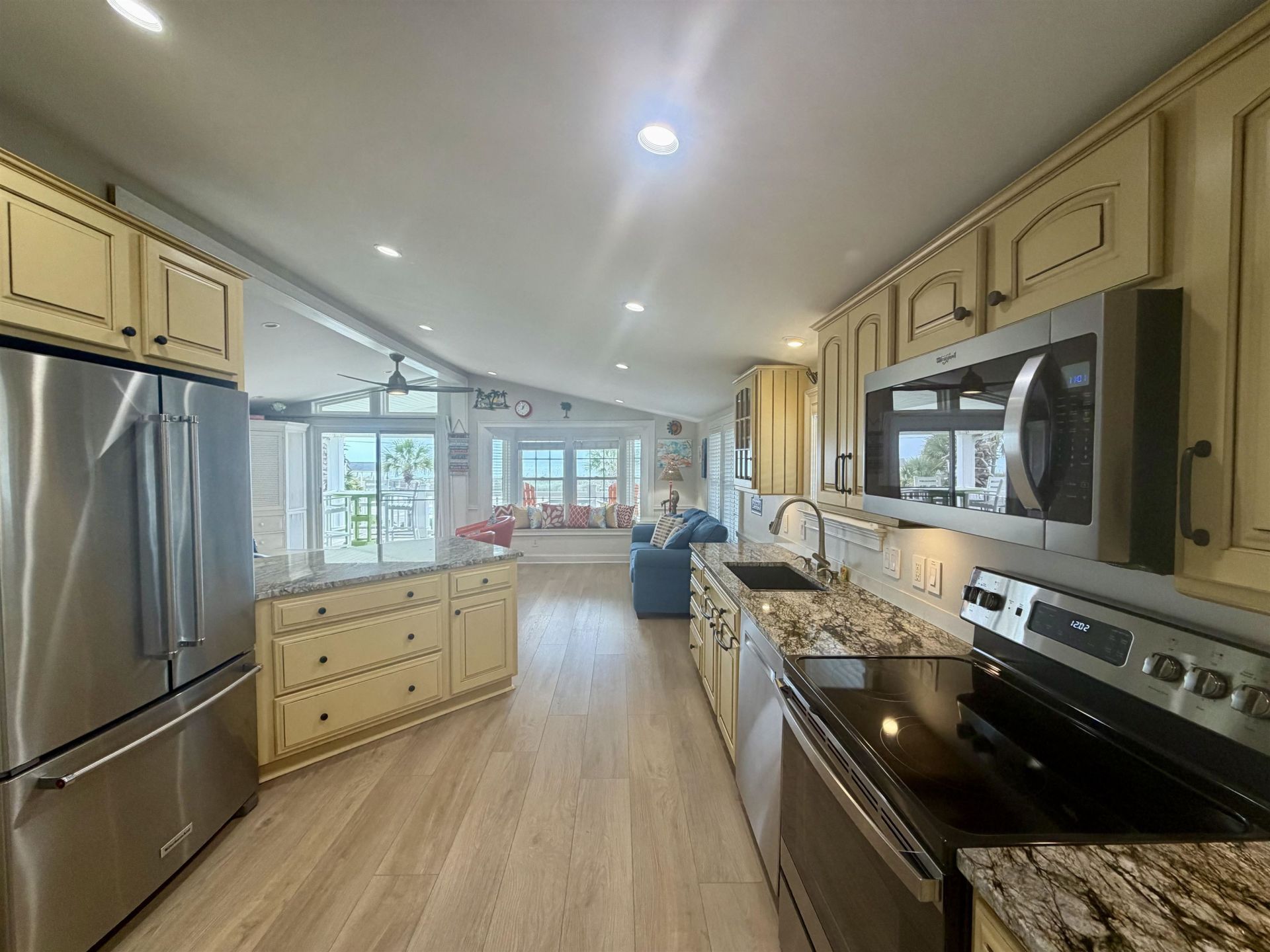 1914 Lark Dr.  Photo 9