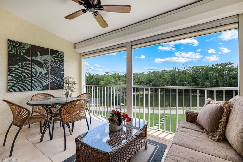 526 Lake Louise Cir, Unit 402, Naples, FL 34110 Photo