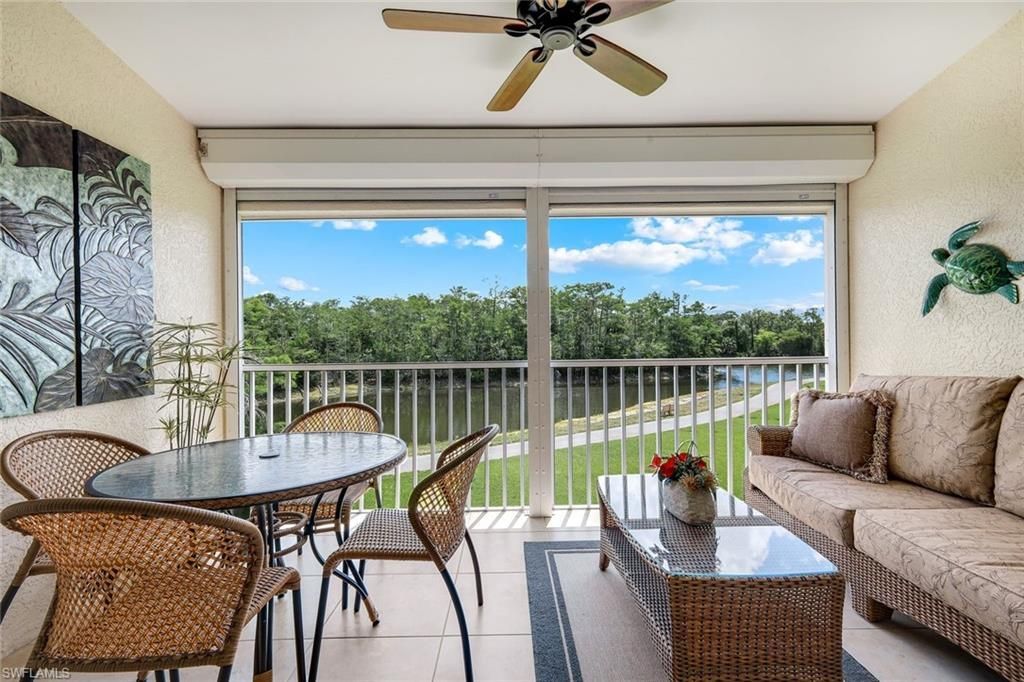 526 Lake Louise Cir, Unit 402, Naples, FL 34110 Photo
