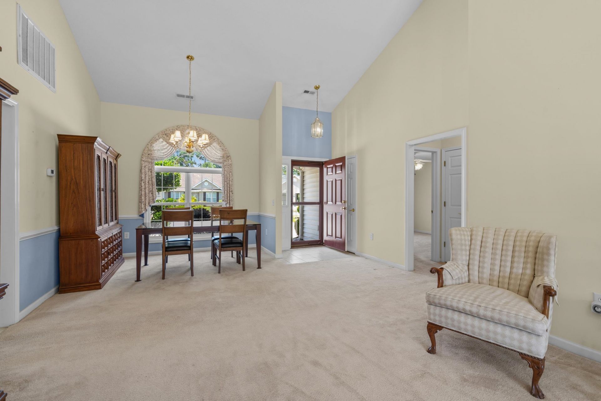 1045 Vestry Dr. Photo 16