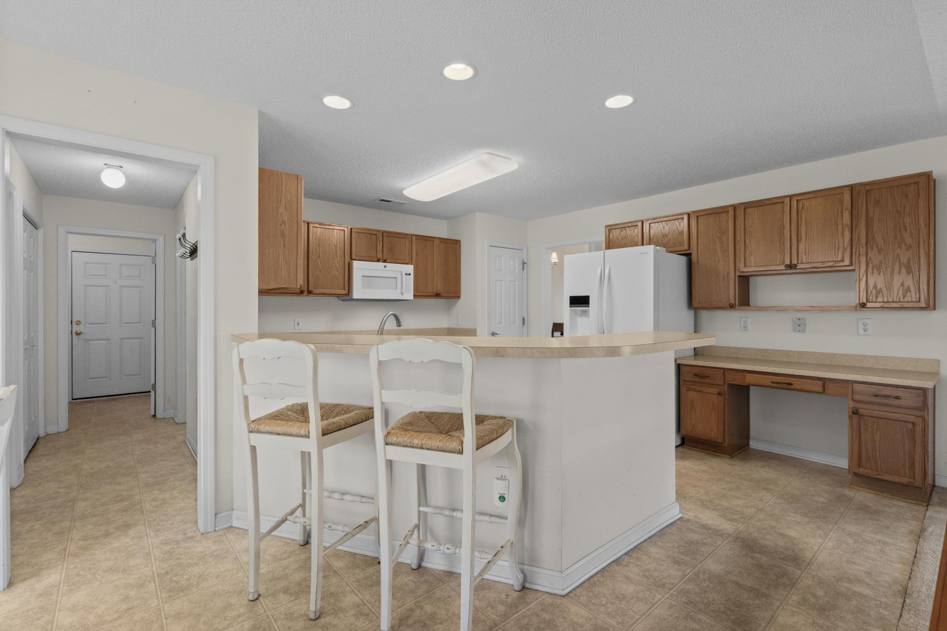 1045 Vestry Dr. Photo 22